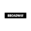 Broadway Metal Street Sign New York Road Aluminum Metal Novelty Street Plate Sign Wall Gift Decor