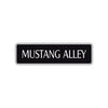 Mustang Alley Road Aluminum Metal Novelty Street Plate Sign Wall Gift Decor